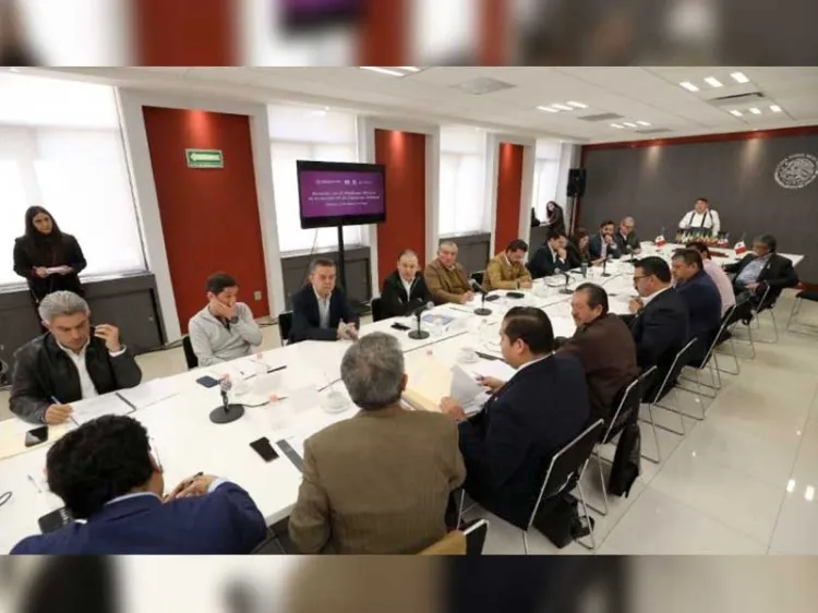 Acuerdan búsqueda de reconocimientos de derechos laborales de exmineros