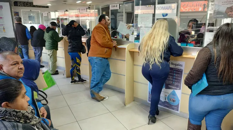 Acuden nogalenses a pagar el predial