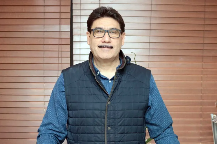 Reconoce Alcalde política del Estado en entrega de concesiones