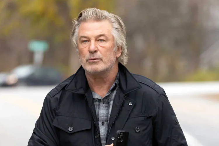 Acusan a Alec Baldwin de homicidio involuntario durante rodaje de 'Rust'