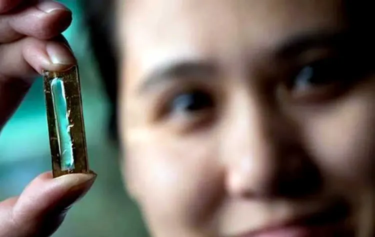 Crea universitaria batería eterna; sin límites de recargas