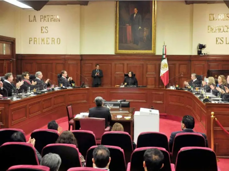 Dice AMLO no confiar en ministros de la Corte