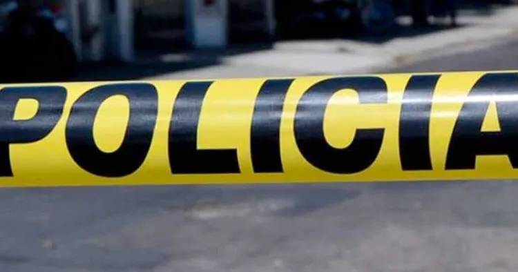 Localizan a persona sin vida; estaba envuelto en una cobija en un cuarto 'hechizo'