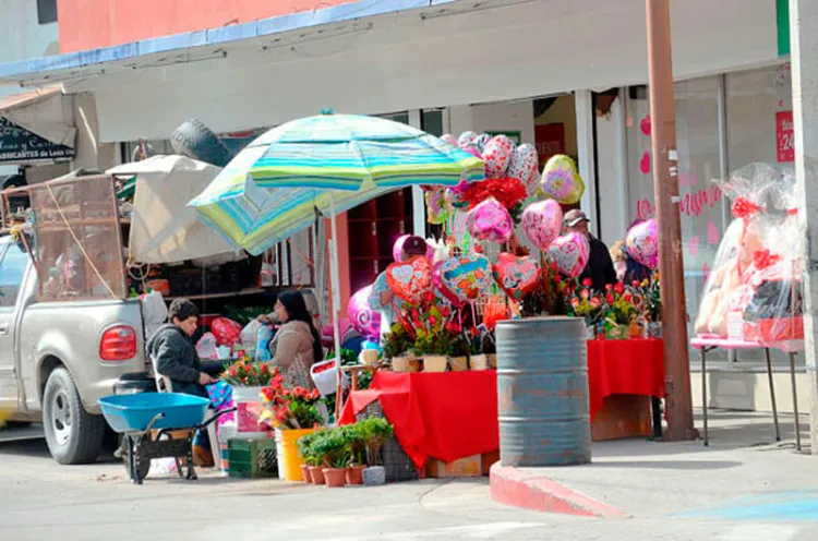 Preparan permisos para ambulantes en San Valentín