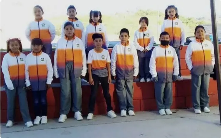 Llama SEC a estar pendientes de entrega de uniformes