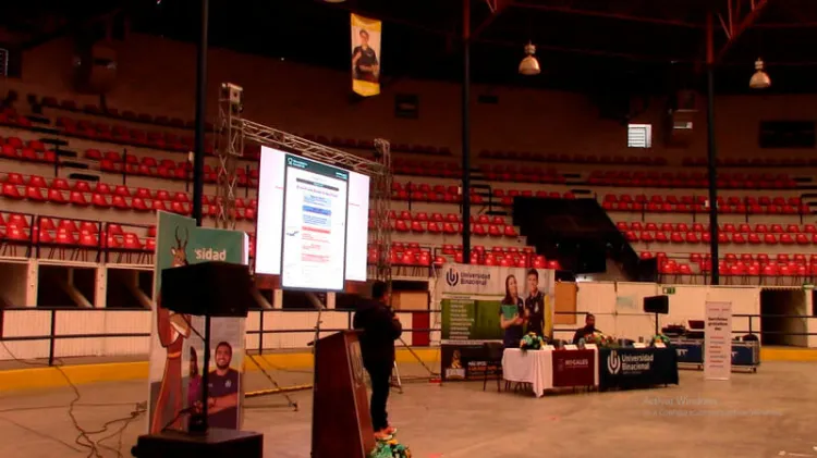 Festejan con simposio Día del Odontólogo en UB