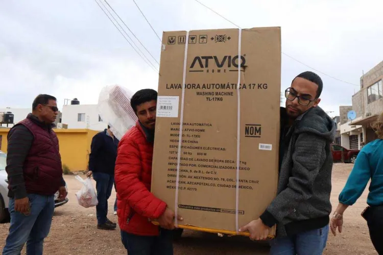 Entrega Presidente Municipal apoyos a familias vulnerables