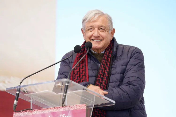 Firma AMLO y titular de Sener decreto para la nacionalización del litio