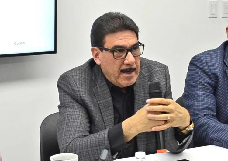 Hizo AMLO compromiso de cambiar vías del tren: JGN