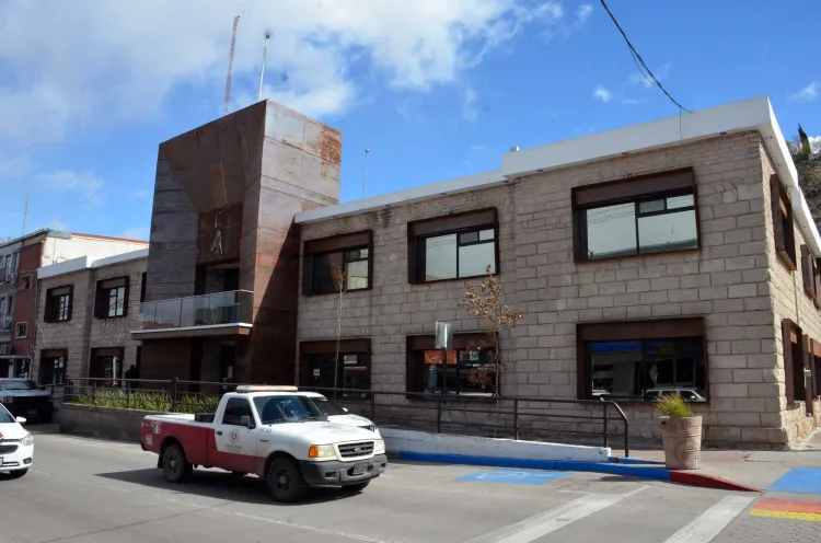 Suspende actividad laboral Ayuntamiento el 24 de febrero