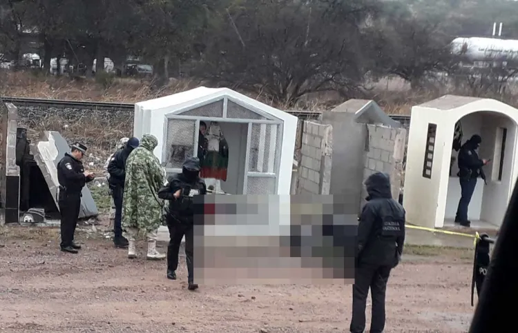 Encuentran cuerpo sin vida de joven en las capillas de la Santa Muerte