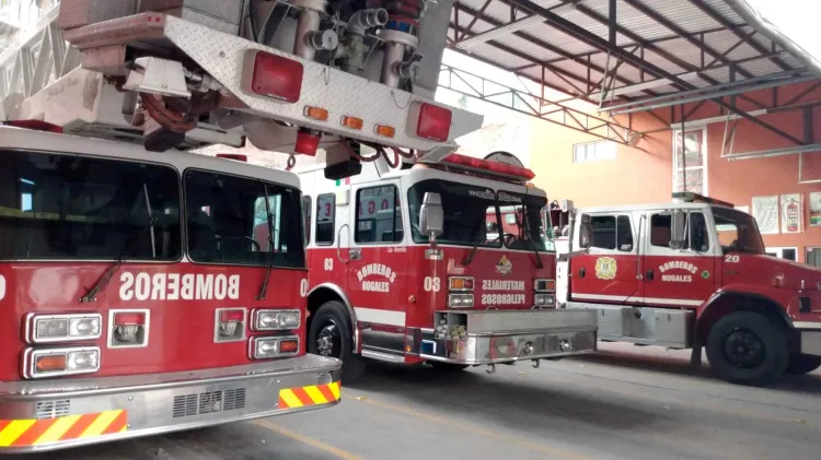 Responden a convocatoria de bomberos; acuden 11 mujeres