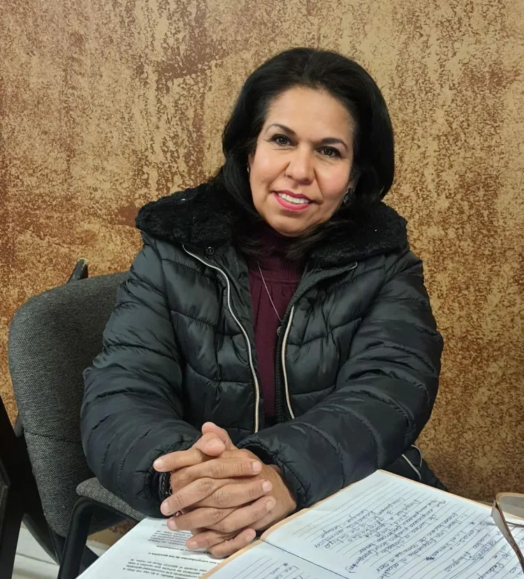 Llama Directora de Educación proteger a los estudiantes