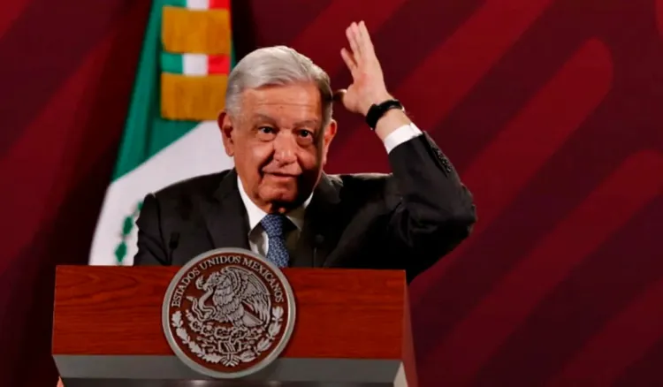 Arremete AMLO contra UNAM tras criticar el Plan B Electoral