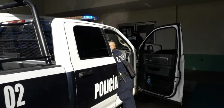 Golpean a mujer tras reclamo