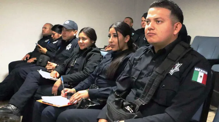 Capacitan a elementos de Seguridad Pública en resolución de problemas