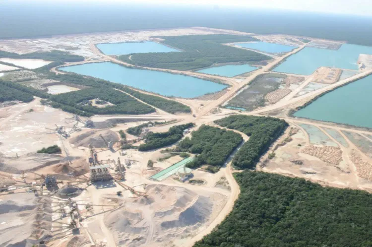 Frenaría inversiones EU tras toma de minera en México