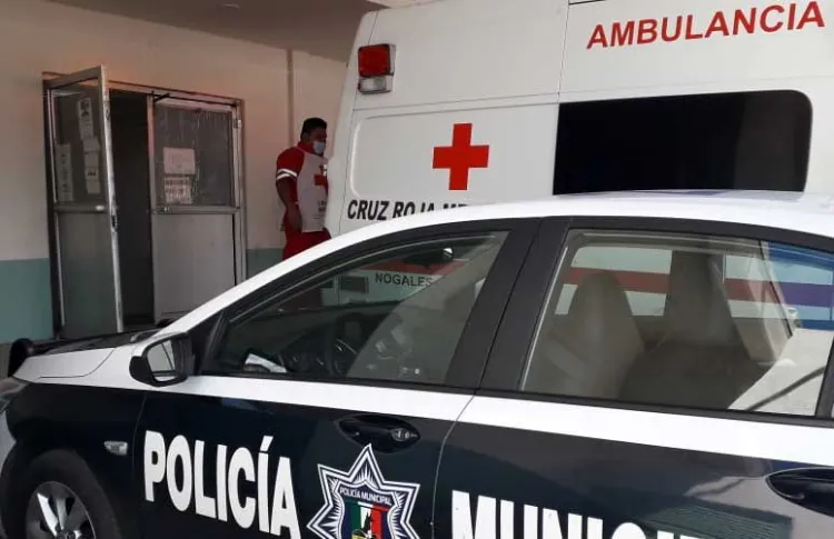 Se encaja cuchillo él mismo después de ingerir alcohol