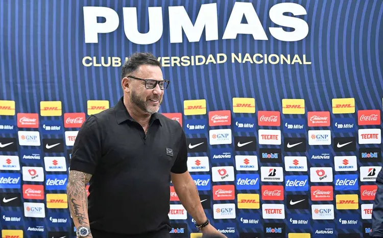 Pumas presenta DT