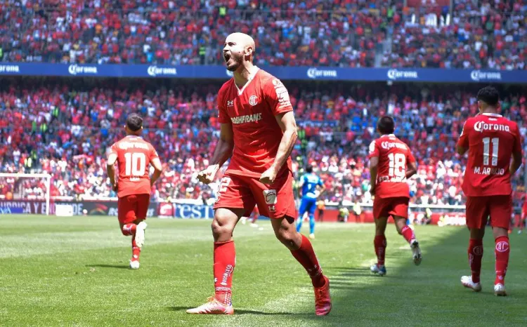 Toluca supera a Tigres