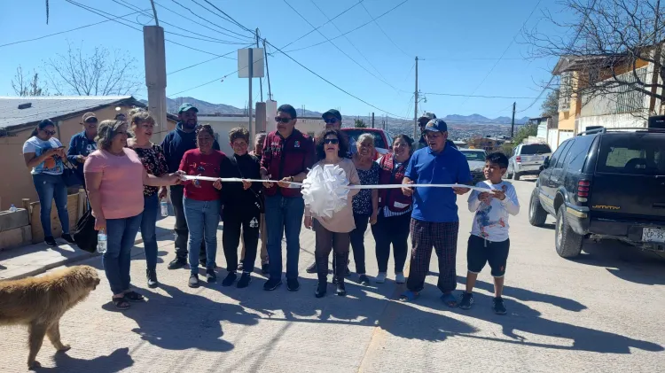Pavimentan calle en Solidaridad con el Repuve
