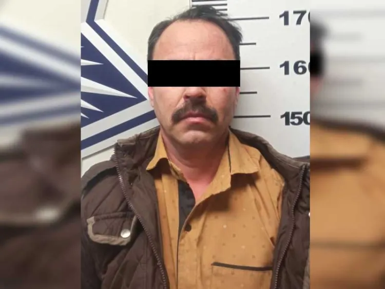 Agrede conductor ebrio a uniformados al ser detenido