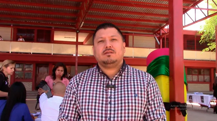 Atiende SEC tema de baños de primaria Ignacio Zaragoza