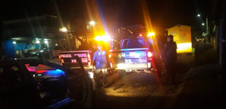 Evita que arresten a su hijo, consumía droga en la calle