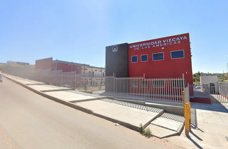 Roban universidad en El Greco