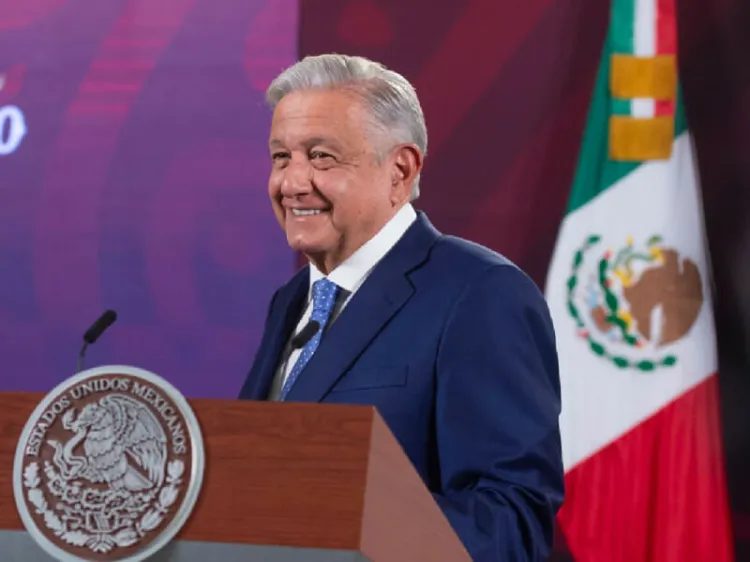 AMLO descarta crisis económica en México, avizora una externa en 2025