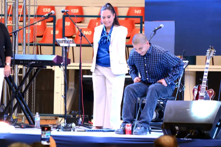 Conquista Jessica Cox Nogales y comparte su historia