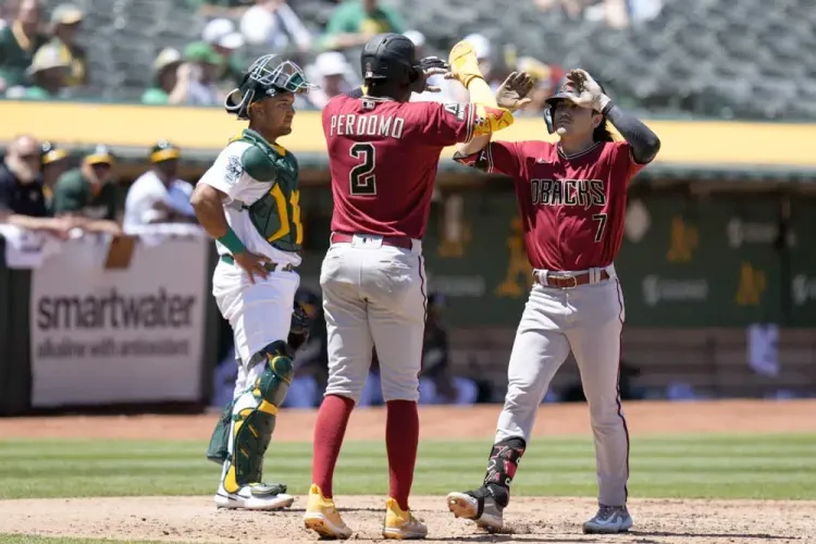 Diamondbacks amarran serie