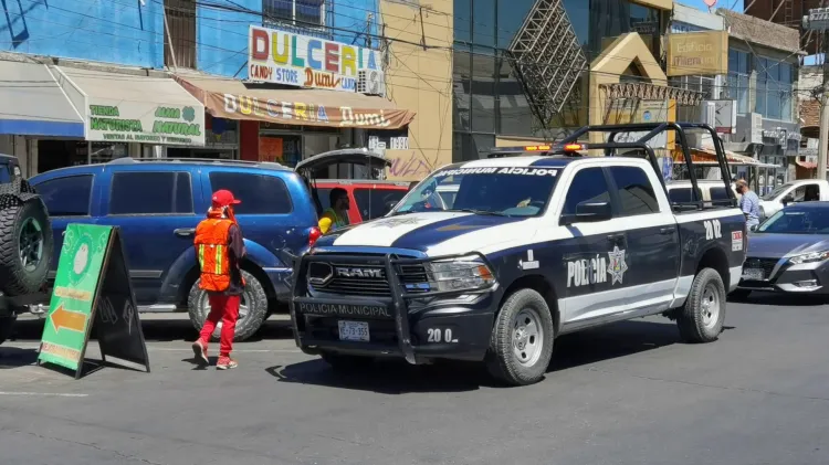 Persiste afectación vial por casas de cambio