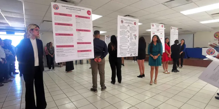 Proponen jóvenes cambios sociales en unison