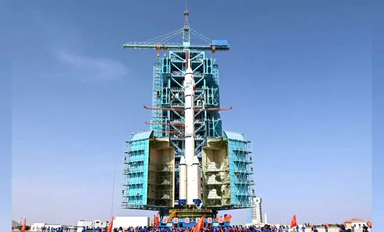 China enviará un civil al espacio por primera vez este martes