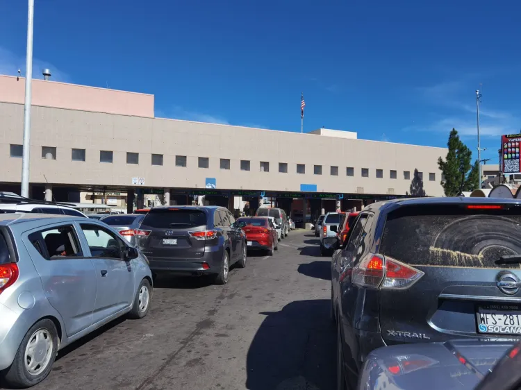 Aumentan llamados al 911 en fila hacia EU