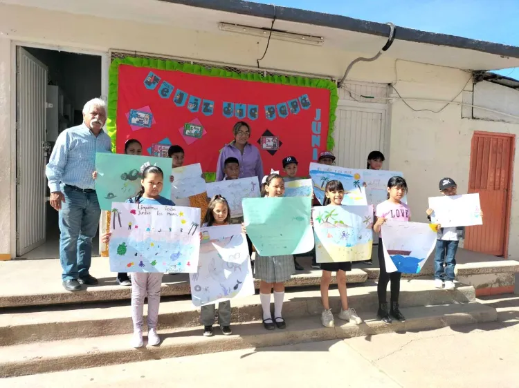 Visita diputado Armando Gutiérrez primaria en Las Torres