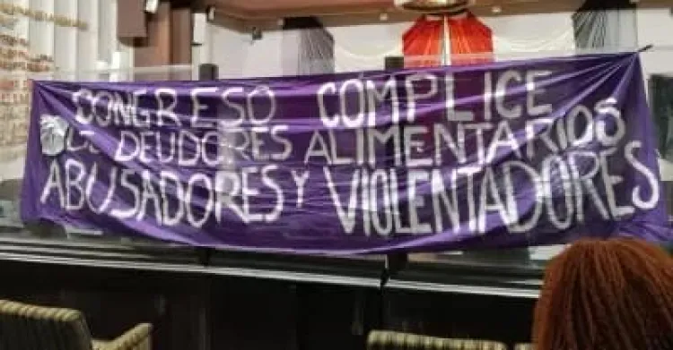 Envía Congreso a publicación la 3 de 3 contra violencia a mujeres