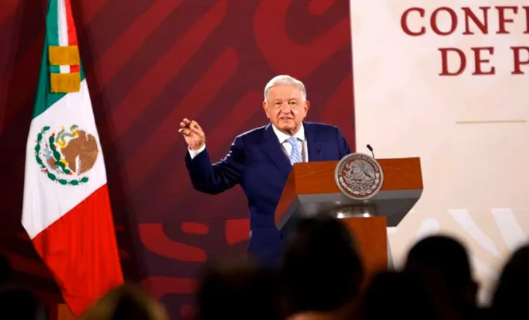 Deben “corcholatas” renunciar el lunes si Consejo de Morena lo aprueba, dice AMLO