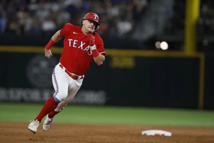 Tienen Rangers inicio soñado