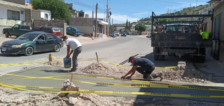 Avanza Oomapas en plan de bacheo en las colonias
