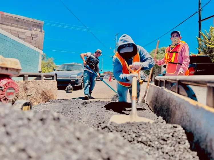Refuerzan Plan Permanente de Bacheo en esta frontera