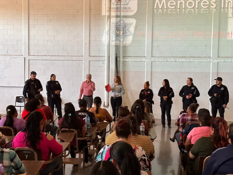 Llevan pláticas de prevención a la ‘Prepa Municipal’
