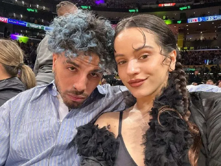 Rosalía revela cómo le pidió Rauw Alejandro que se casaran