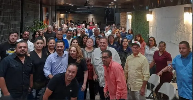 Jessica Juvera y equipo de MC reciben visita de Ernesto De Lucas