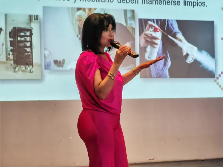 Realizan curso practicas higiénicas en barberías