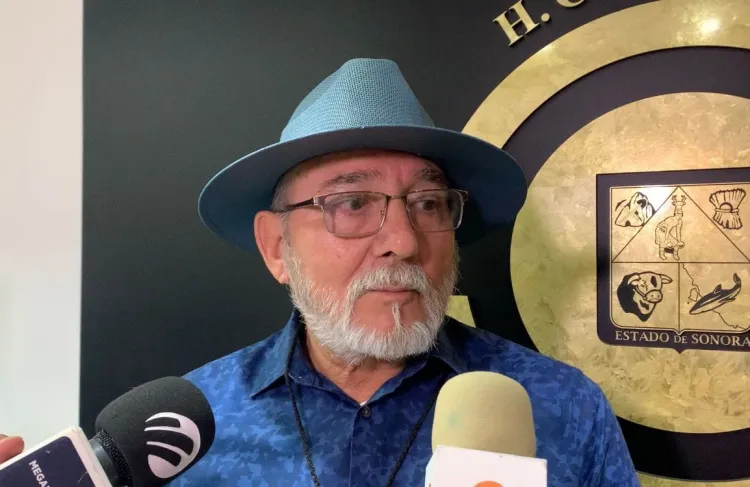 Buscan crear himno de la UES a 40 años de fundación