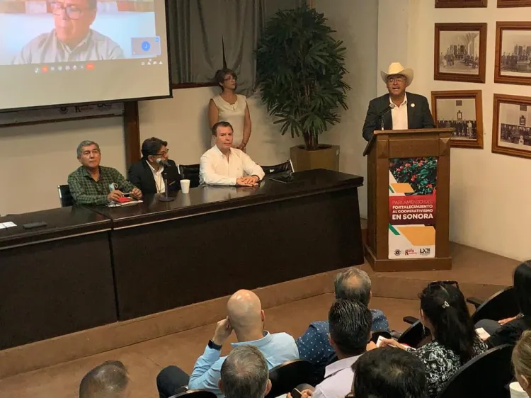 Buscan enriquecer iniciativa a favor del cooperativismo en el estado