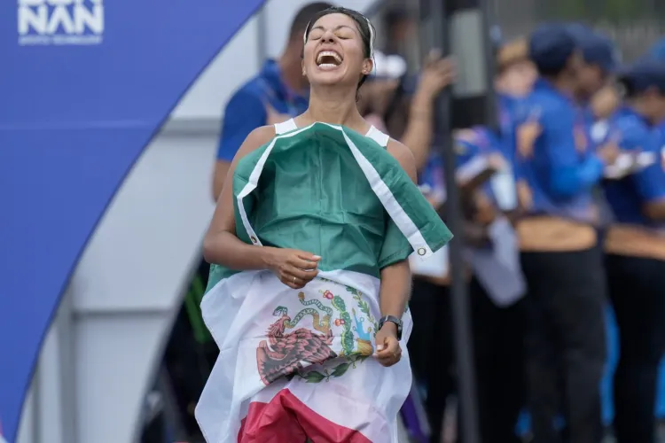 Alcanza México oros en marcha