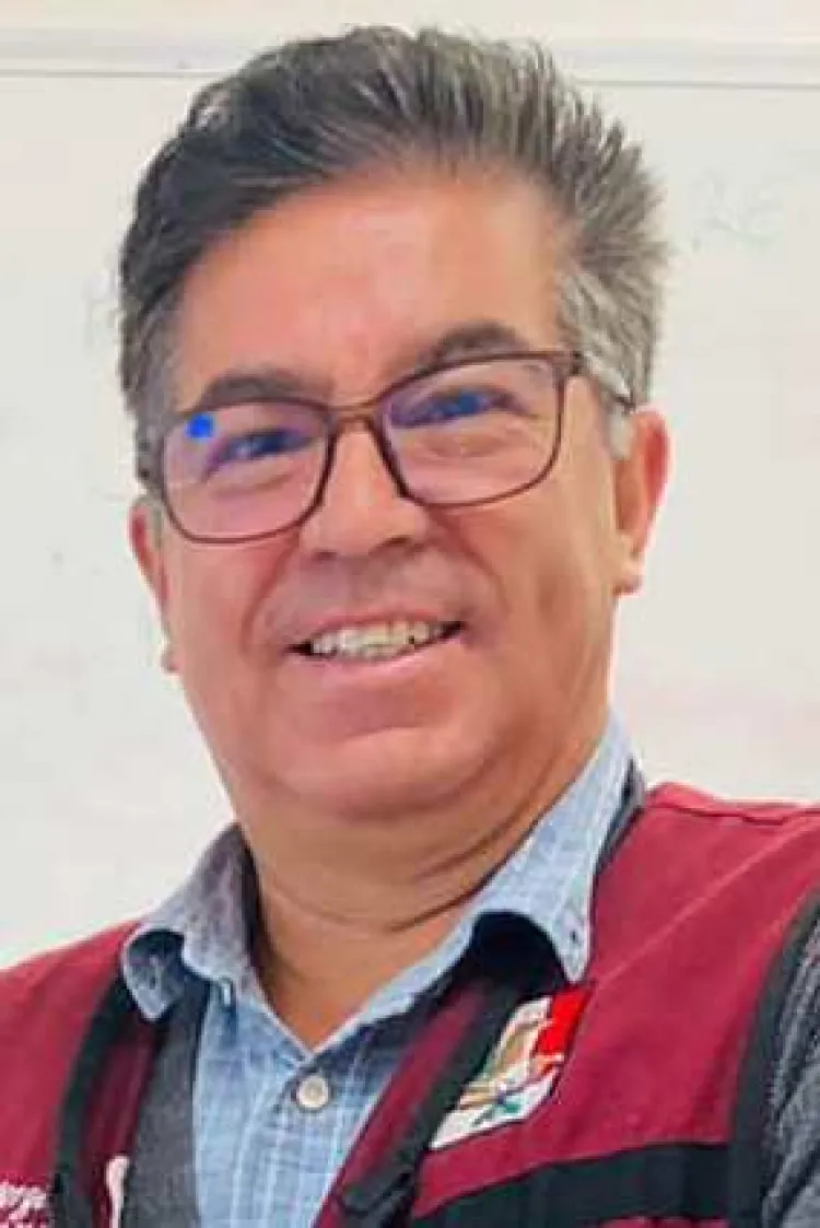 Anticipan a lluviasLas lluvias están anunciadas para la próxima semana pero antes la Secretaria de Desarrollo urbano, donde despacha Jorge Medina Esqueda, se anticipan y atienden las peticiones ciudadanas de acciones de bacheo en varias colonias de la ciudad.Haciendo el uno-dos con la Dirección de Obras Públicas, el funcionario municipal, hace alusión que el Programa Emergente de Mejoramiento Urbano, están activo en diferentes colonias de la ciudad, para dar salida a las peticiones de la ciudada